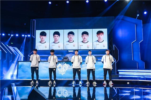 就强调了球 就强调了球