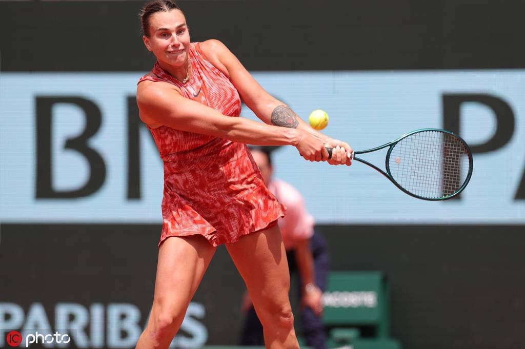 轰50分10助5板!7项数据全场第一,37岁老将让CBA颜面无存.