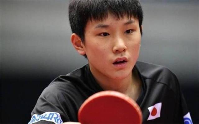 凯恩罚球点梅开二度 拜仁德甲轻取不来梅.