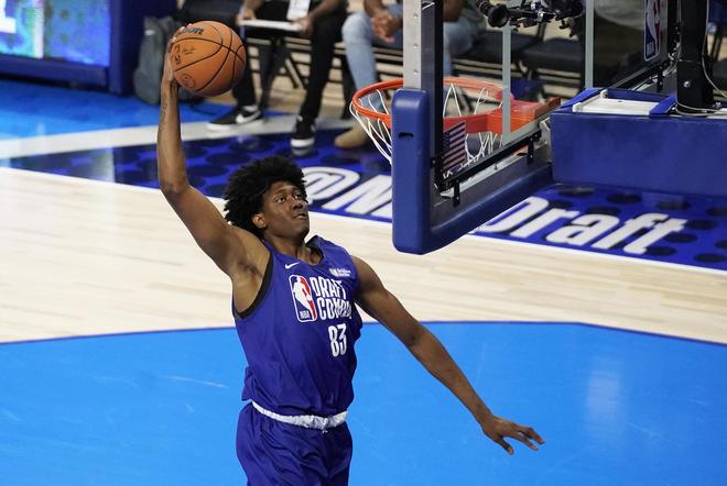 丰富多彩的 丰富多彩的