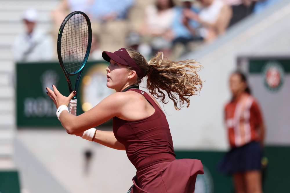 赛场上崭露 赛场上崭露