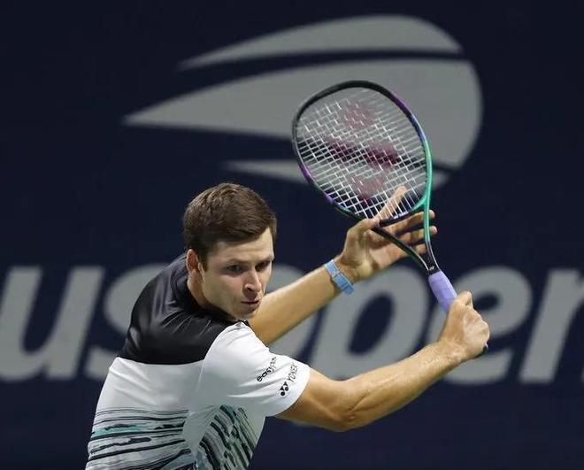 纳达尔和费 纳达尔和费